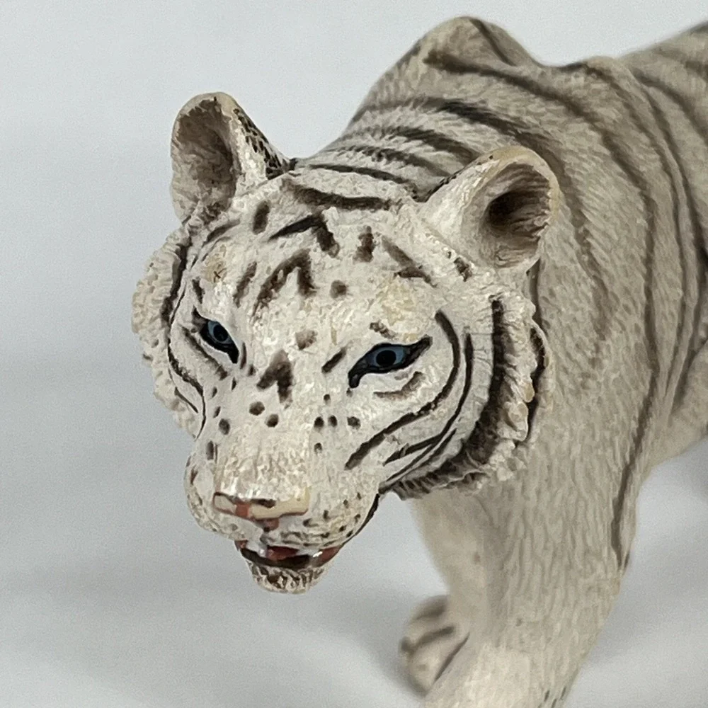 Schleich White Siberian Tiger Big Cat Wildlife Figure 2007 Retired Male